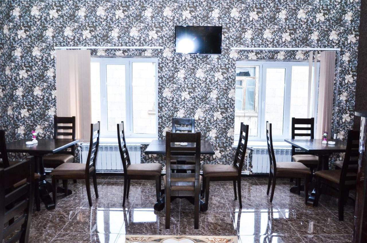 Zangezur Hotel Ґоріс Екстер'єр фото